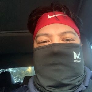 Meet your Posher, Victor